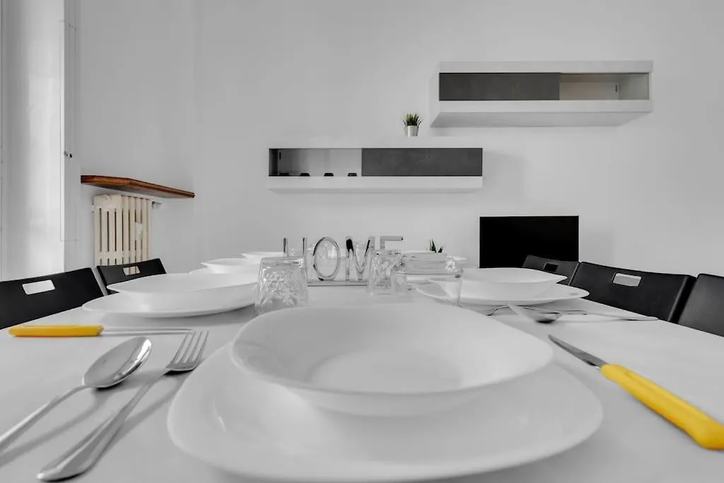 Ca17 -Centrale-Duomo -Central Maxi Apartment - Milano